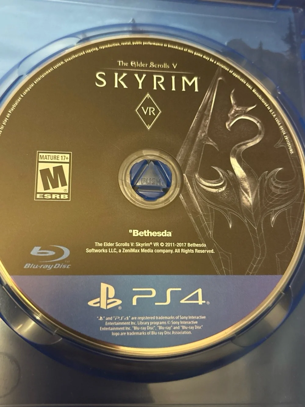 Sony PS4 Skyrim VR Game